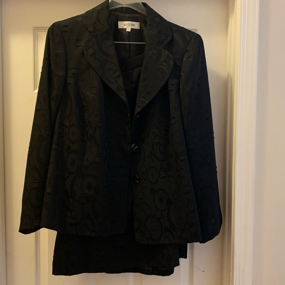 Woman’s suit